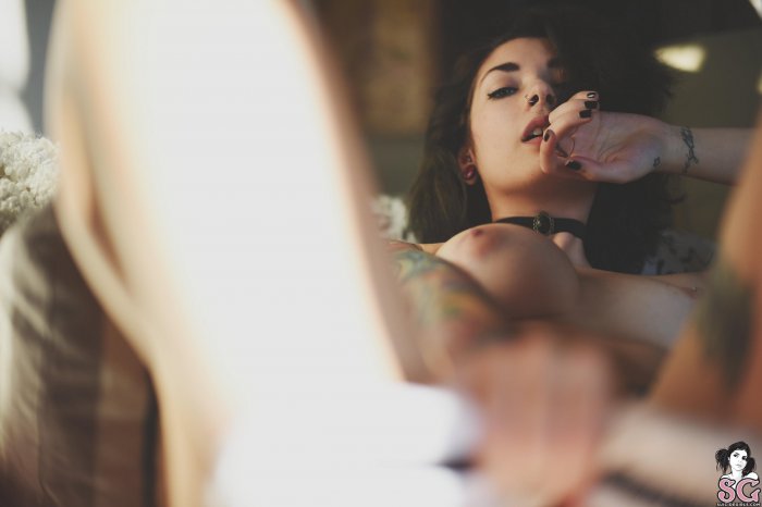 Девушки бывают разные