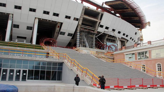 СМИ: поле «Зенит-Арены» не соответствует требованиям FIFA