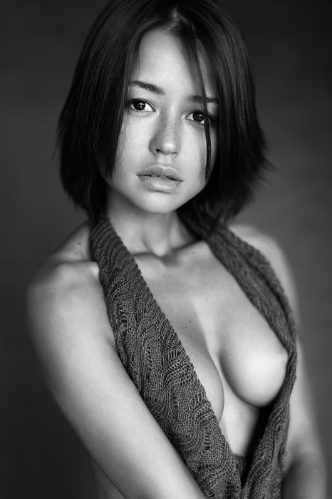 Девушки бывают разные