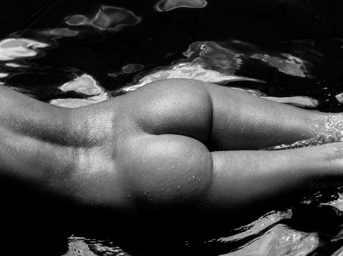 Девушки бывают разные