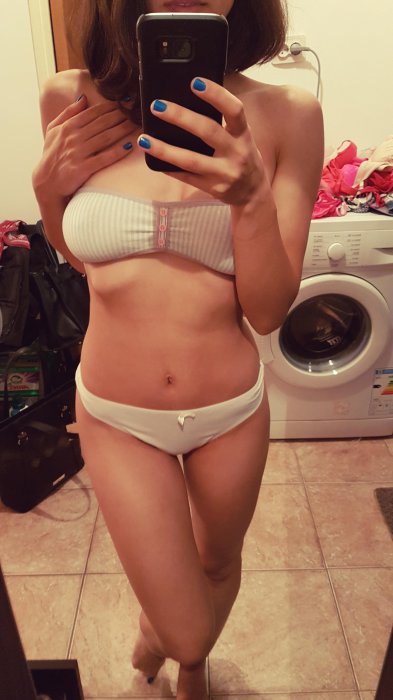 Девушки бывают разные