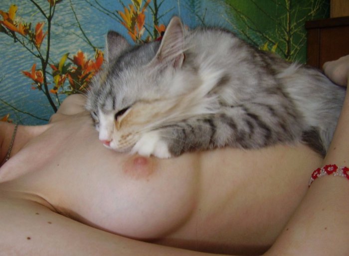 Девушки бывают разные