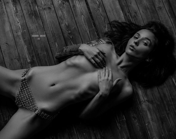 Девушки бывают разные