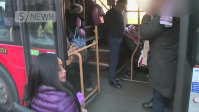 Битва колясок за место в автобусе