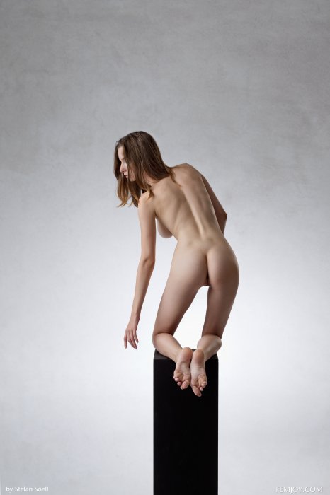 Девушки бывают разные