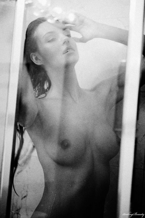 Девушки бывают разные