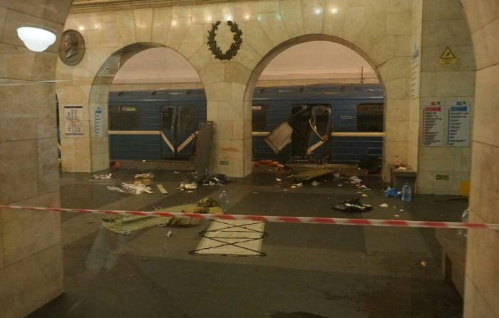 Взрывы на станциях метро в Санкт-Петербурге