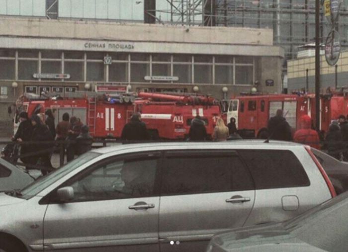 Взрывы на станциях метро в Санкт-Петербурге