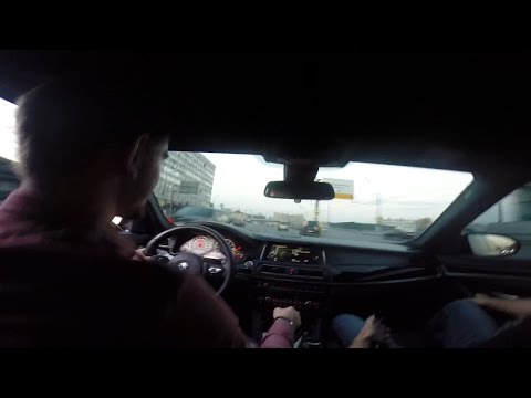В BMW M5 F10 по Москве