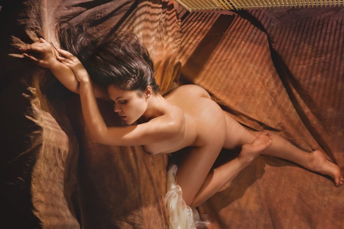 Девушки бывают разные