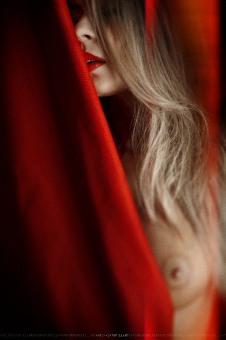 Девушки бывают разные