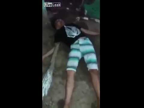 Это называется "flying kick"!