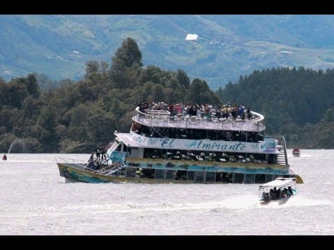 Драма с тонущим корабликом в Колумбии