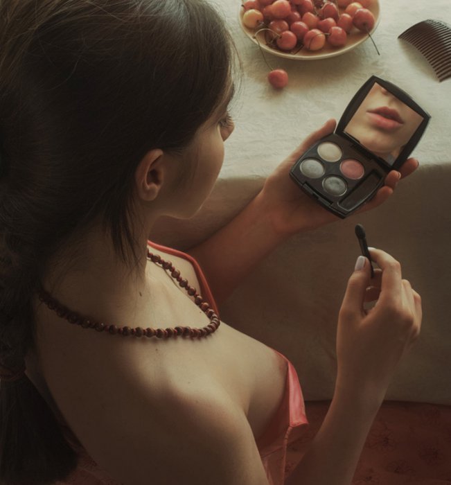 Девушки бывают разные