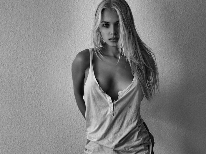 Девушки бывают разные