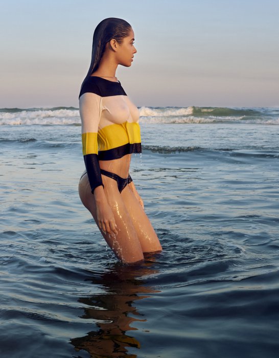 Девушки бывают разные