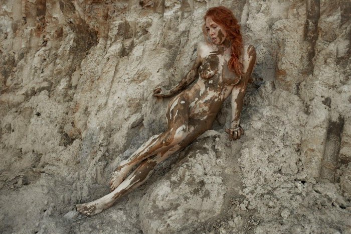 Девушки бывают разные