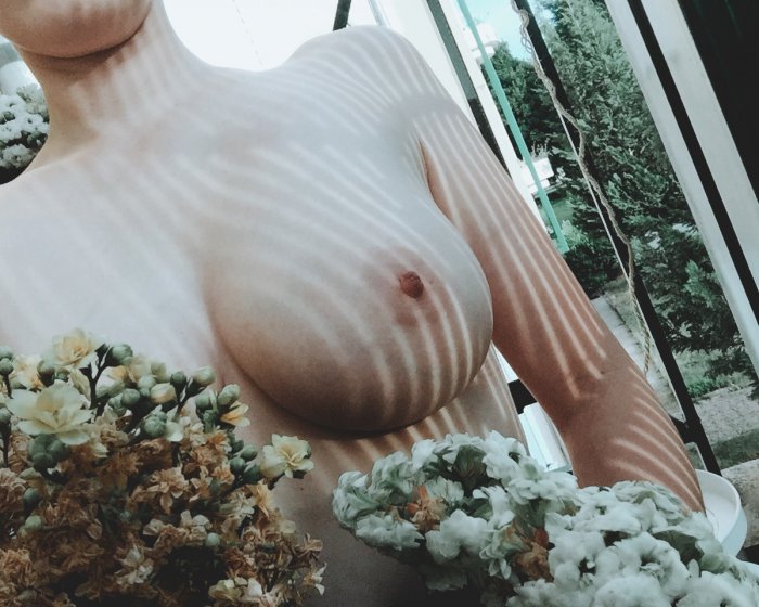 Девушки бывают разные