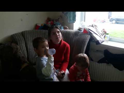 Объявила голодовку своих детей!