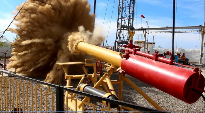 Аварии на нефтяных и газовых скважинах.