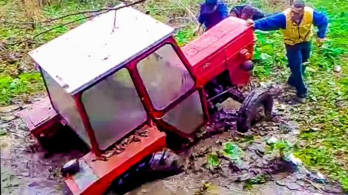 Аварии и спасения тяжелой техники.