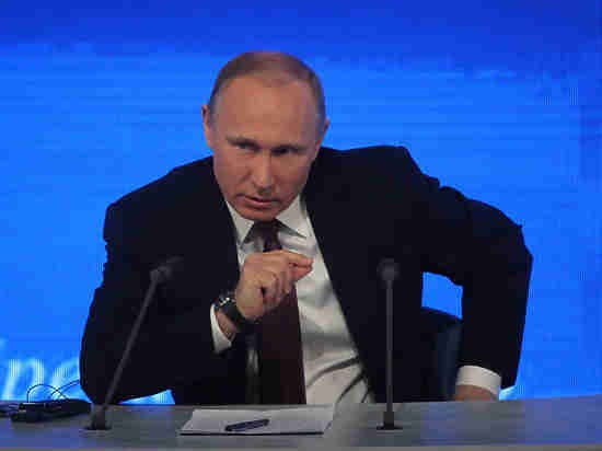 Путин подвел итоги "удачного" 2017 г.    