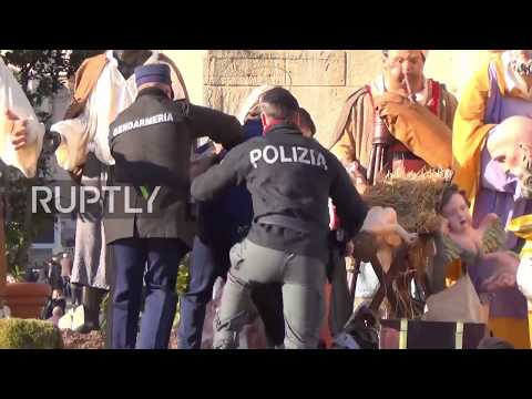  FEMEN отличились в Ватикане