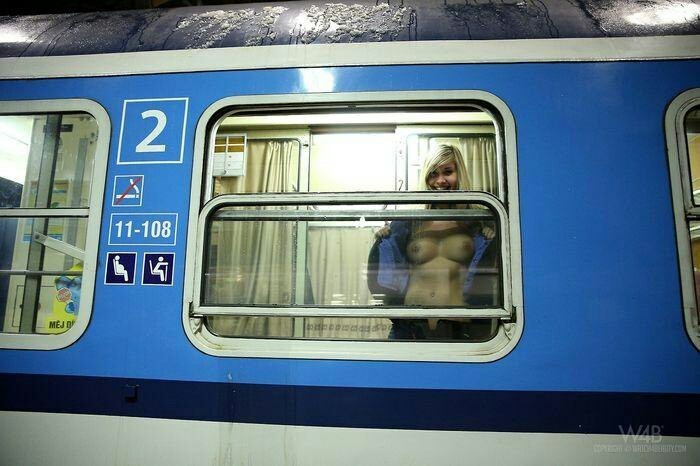 Девушки бывают разные