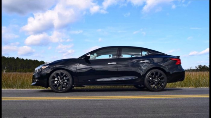 Ездить на черных авто запретили в Туркменистане    