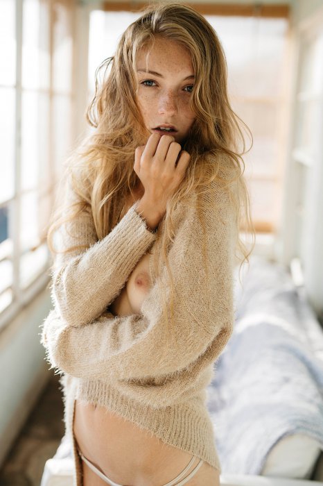 Девушки бывают разные