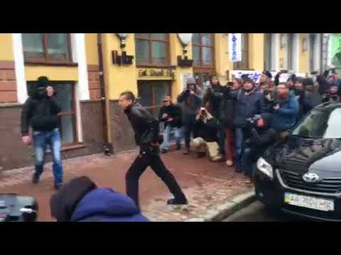 В Киеве прошла акция "Смерть России"