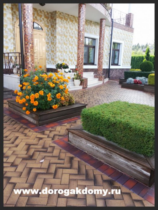 Работы по укладке клинкерной брусчатки