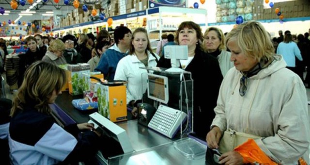 Медлительные покупатели на кассе