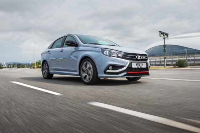 LADA Vesta Sport. АвтоВАЗ впервые поднял стоимость автомобиля Lada выше 1 млн руб. Cтарт продаж - 31 января 2019 года    