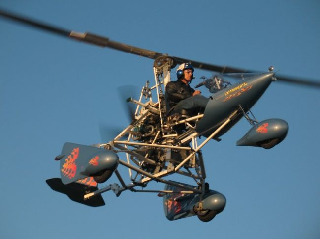 Летающие автомобили в объективе