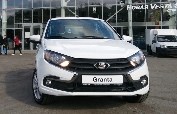 Провальные автомобильные новинки в России