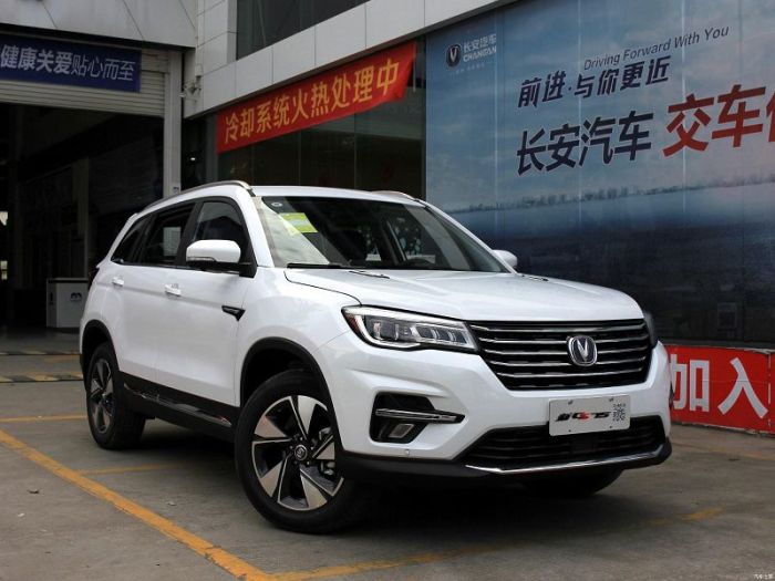 Провальные автомобильные новинки в России