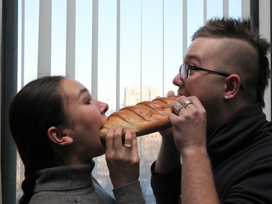 В Госдуме предложили бесплатно раздавать просроченную еду    