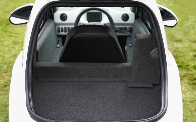 Electra Meccanica Solo - канадский электромобиль с необычным дизайном