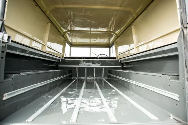 Необычный вездеход Land Rover Series II от Cuthbertson