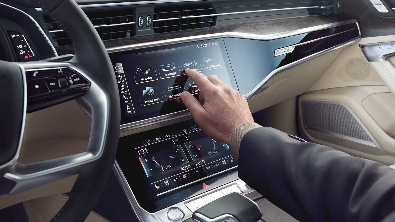 Бизнес-седан с душой суперкара: новый Audi A6