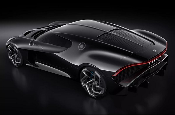 Bugatti La Voiture Noire стал самой дорогой новой машиной
