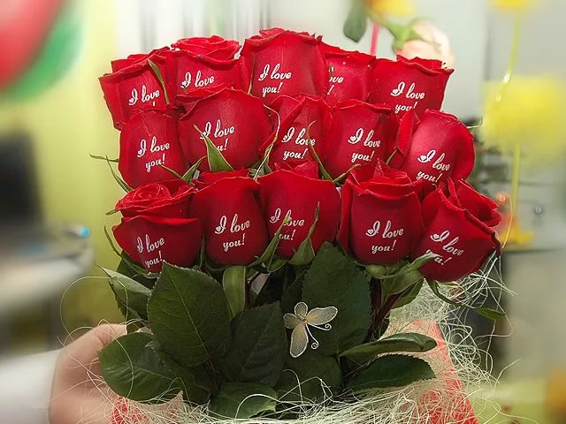 С праздником 8 марта!