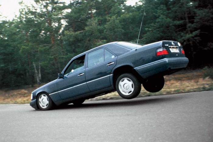 Как остановить автомобиль, если отказали тормоза