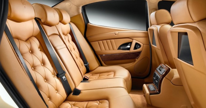 Правила ухода за кожаным салоном автомобиля