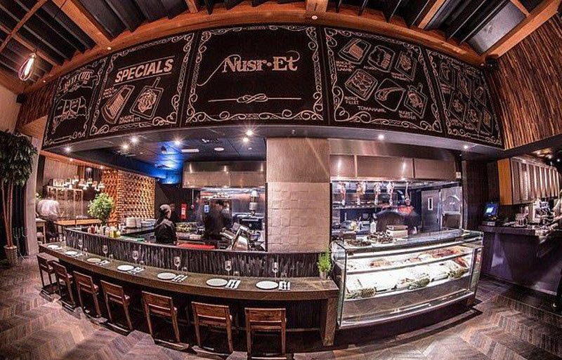 В ресторане известного повара подают позолоченный стейк