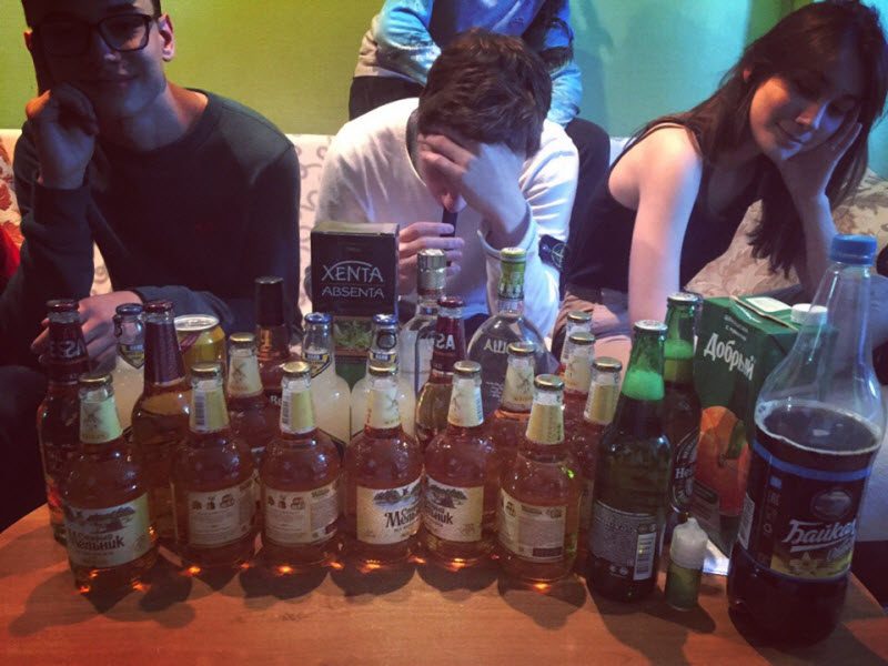 Забавы молодых: пьянки, гулянки, вписки