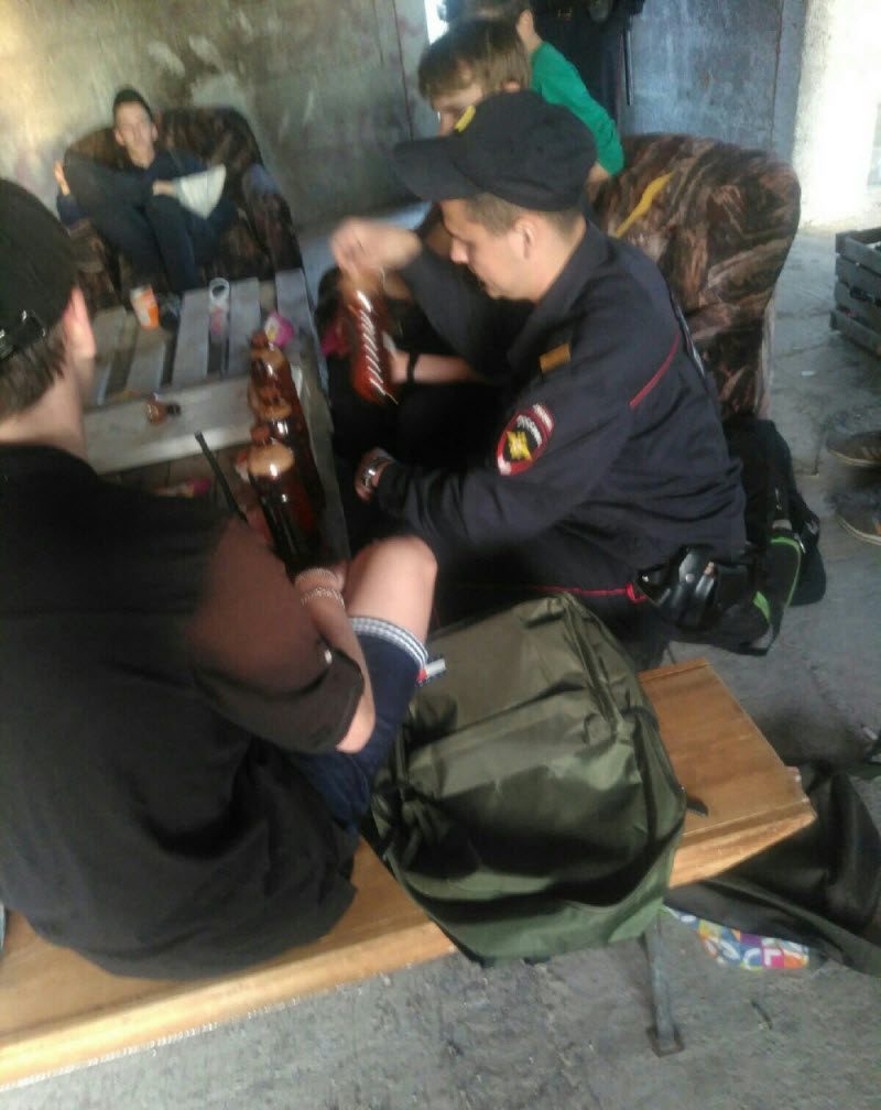 Забавы молодых: пьянки, гулянки, вписки