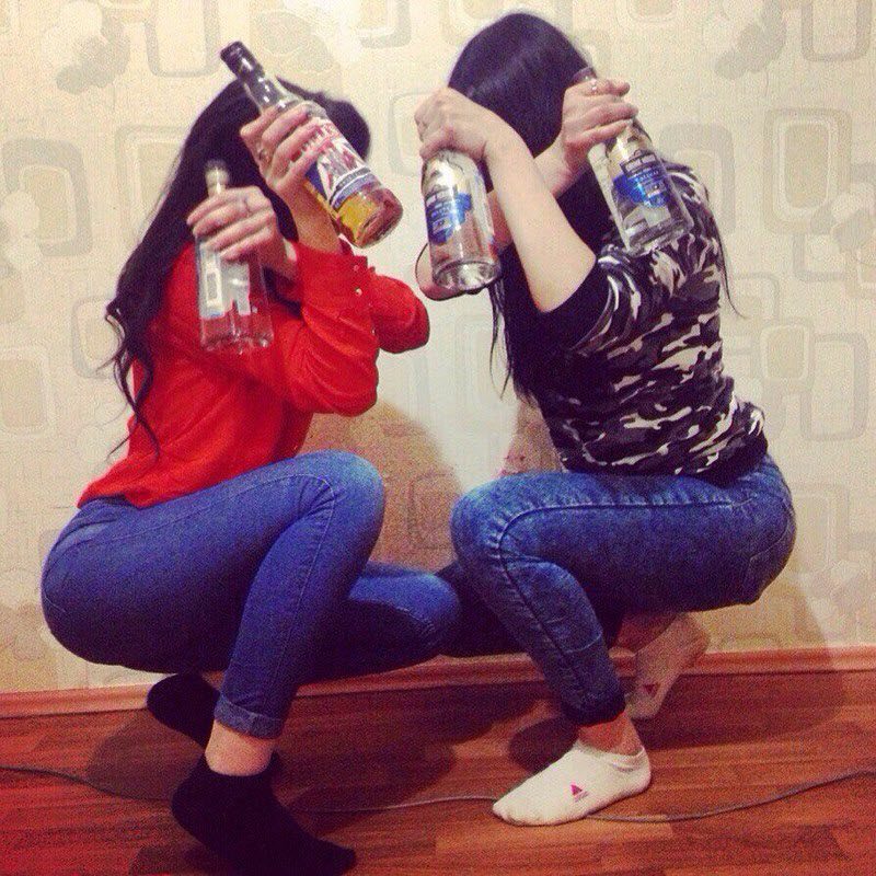 Забавы молодых: пьянки, гулянки, вписки