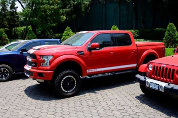 Конфискованные автомобили мексиканских наркобаронов уйдут с молотка